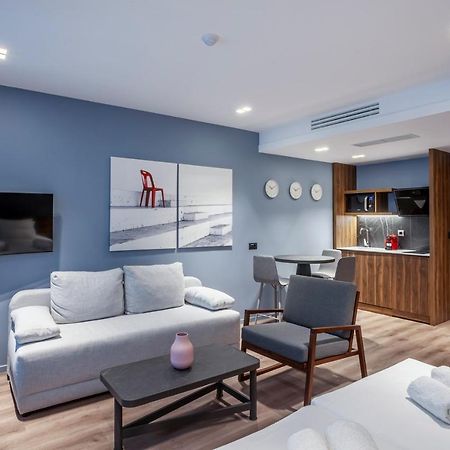 Katouni25 Luxury Suites テッサロニキ エクステリア 写真