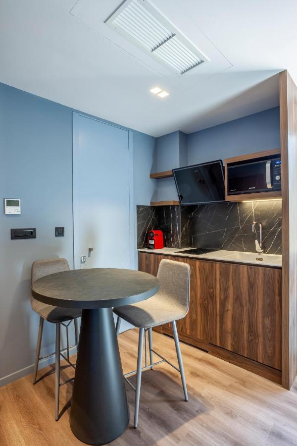 Katouni25 Luxury Suites テッサロニキ エクステリア 写真